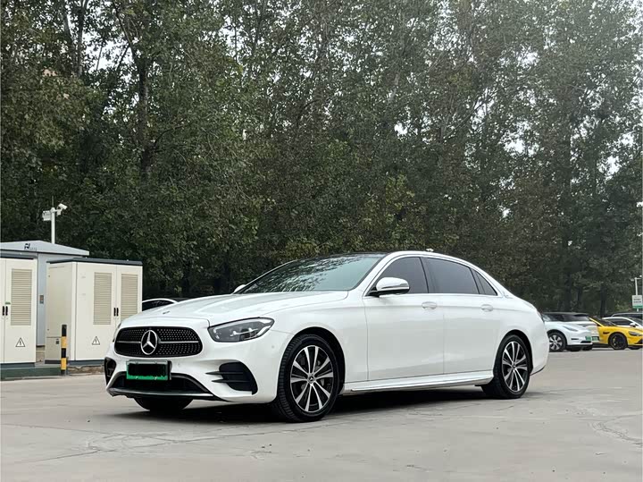 Фото 1 - Mercedes-Benz E-Class Hybrid