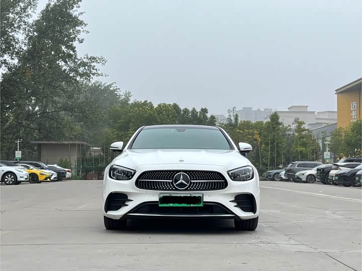 Фото 2 - Mercedes-Benz E-Class Hybrid