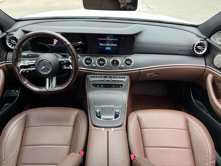 Фото 7 - Mercedes-Benz E-Class Hybrid