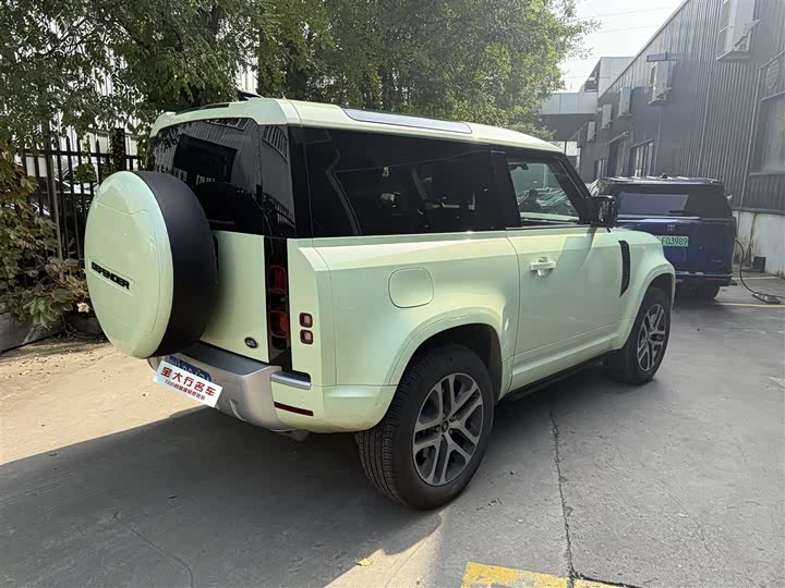 Фото 2 - Land Rover Defender