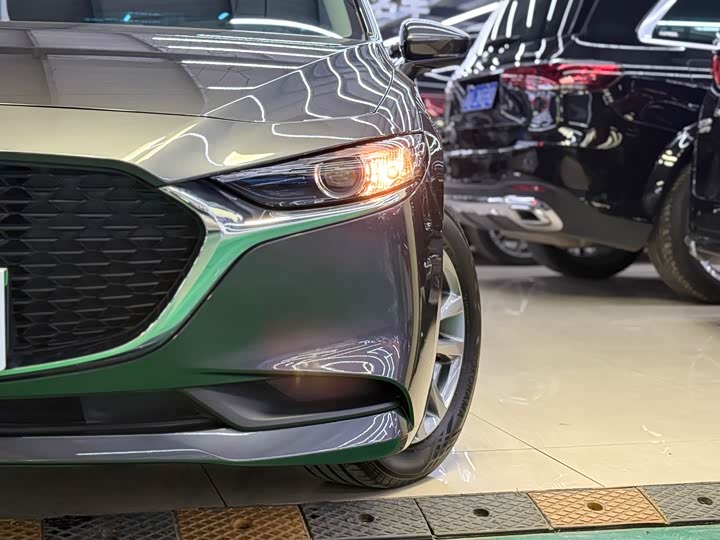 Фото 21 - Mazda 3 (Axela)