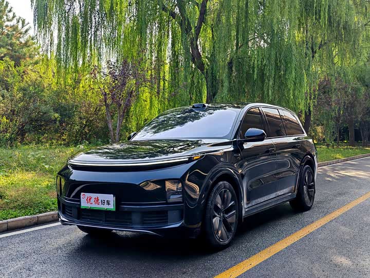 Фото 1 - LiXiang L9