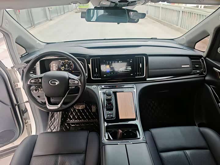 Фото 8 - GAC Trumpchi M8