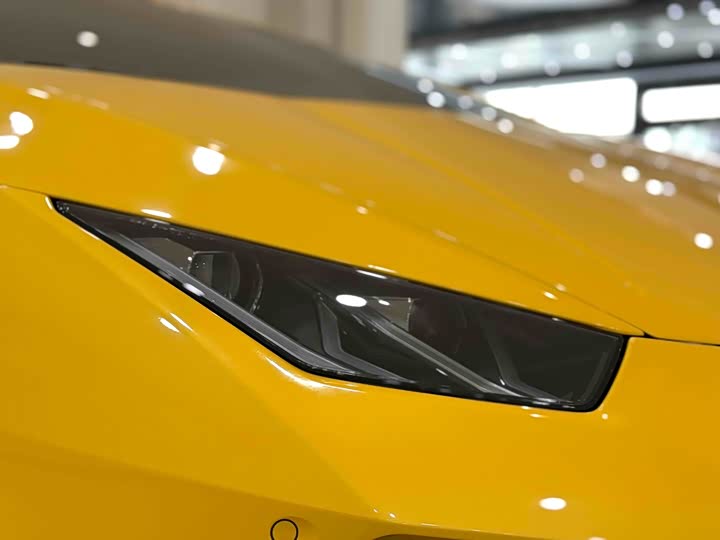 Фото 14 - Lamborghini Huracán