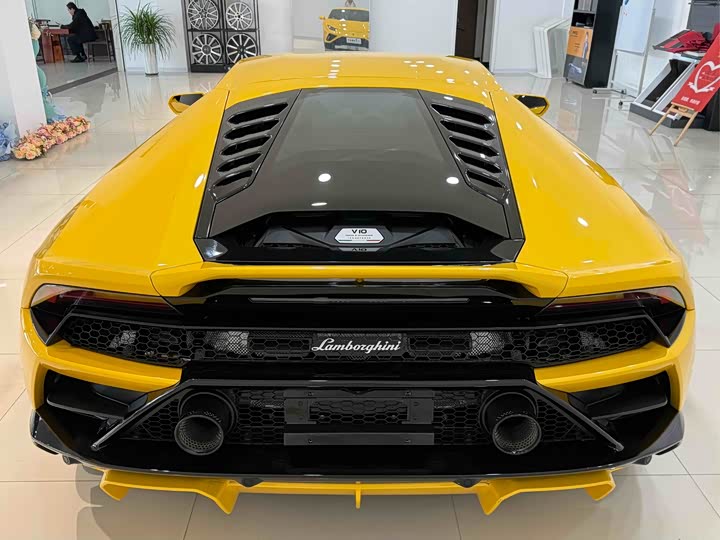 Фото 5 - Lamborghini Huracán