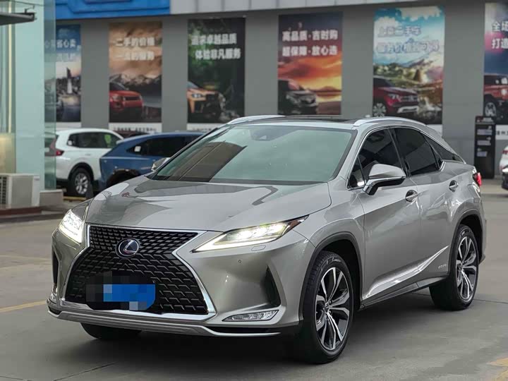 Фото 3 - Lexus RX