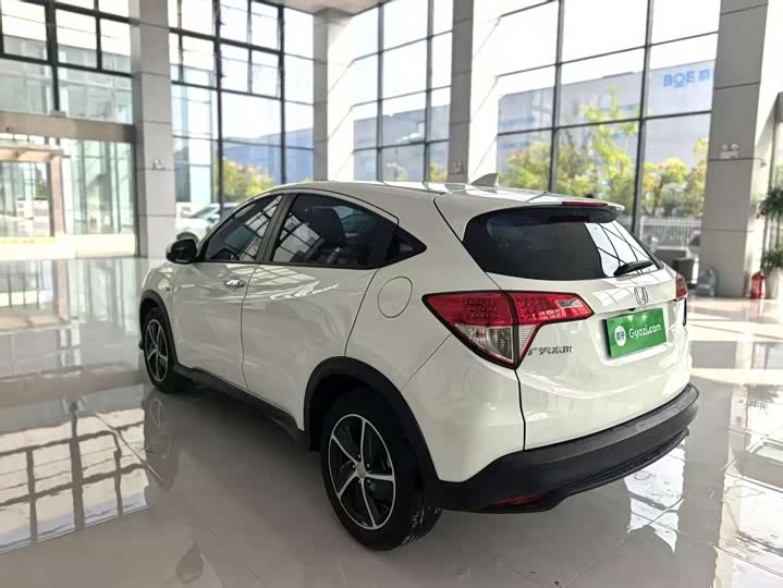 Фото 6 - Honda Vezel