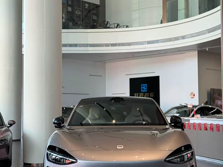 Фото 2 - Xiaomi YU7