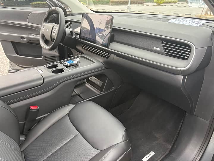 Фото 10 - XPeng G6