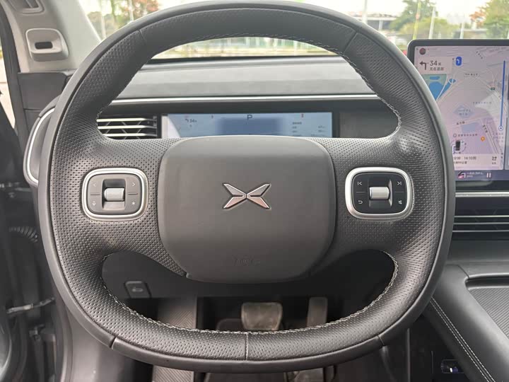 Фото 15 - XPeng G6