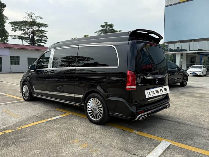 Фото 6 - Mercedes-Benz V-Class