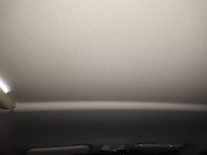 Фото 9 - Hongqi E-QM5