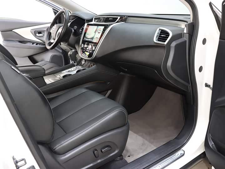 Фото 9 - Nissan Murano