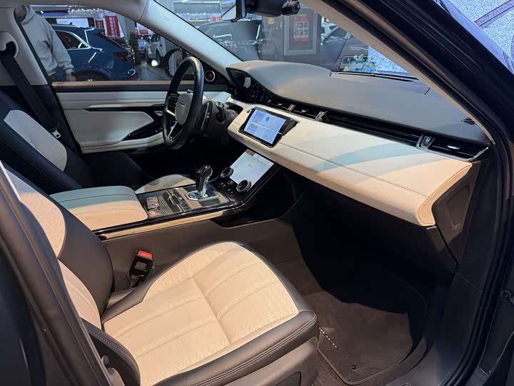 Фото 14 - Land Rover Range Rover Evoque L