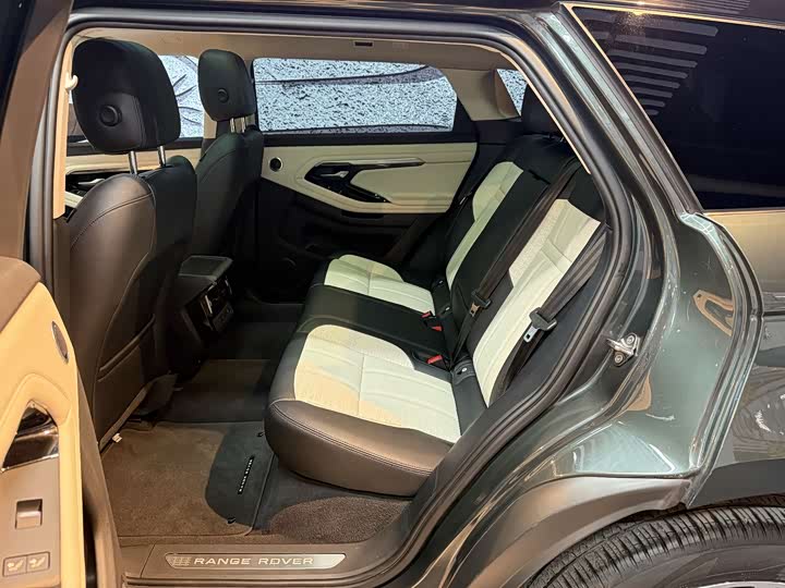 Фото 8 - Land Rover Range Rover Evoque L