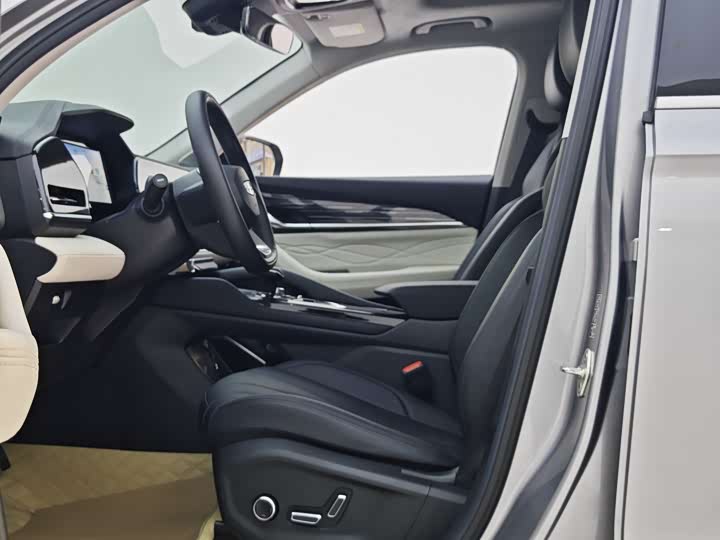 Фото 7 - Geely Monjaro