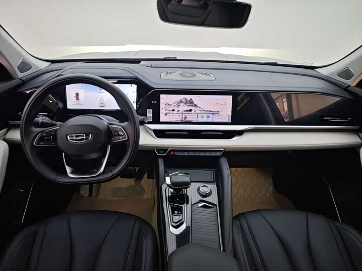 Фото 9 - Geely Monjaro