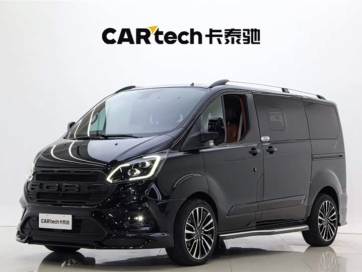 Фото 1 - Ford Tourneo