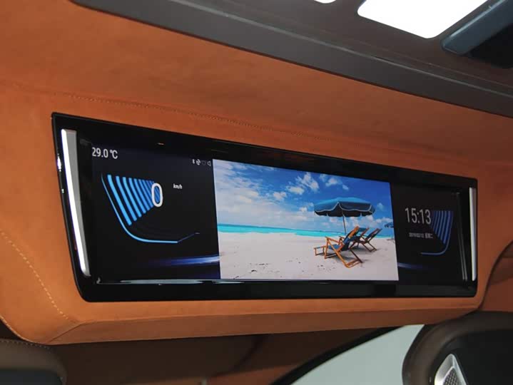 Фото 14 - Ford Tourneo