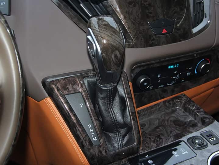 Фото 23 - Ford Tourneo