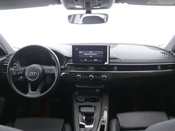 Фото 11 - Audi A4L
