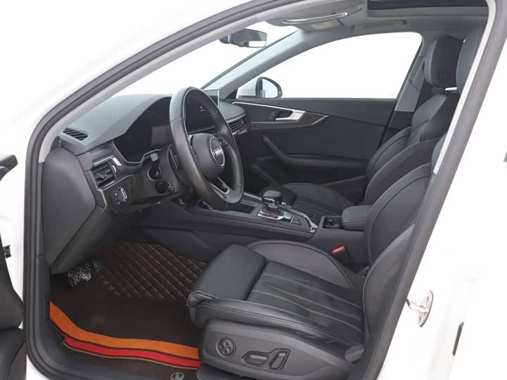 Фото 7 - Audi A4L