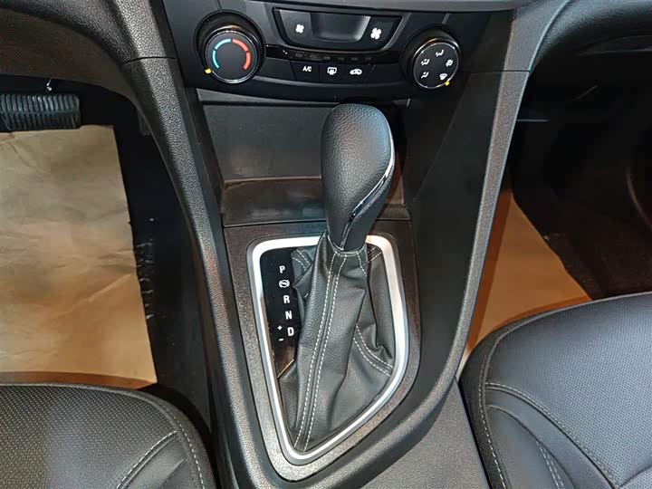 Фото 14 - Buick Excelle GT