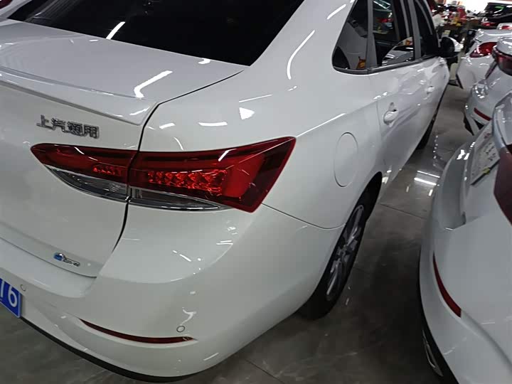 Фото 8 - Buick Excelle GT