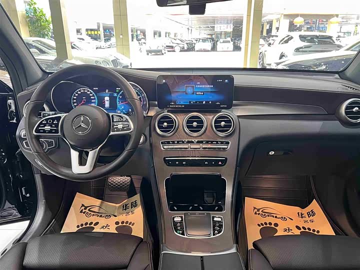 Фото 13 - Mercedes-Benz GLC-Class