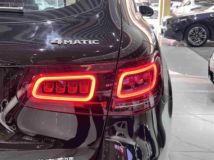 Фото 8 - Mercedes-Benz GLC-Class