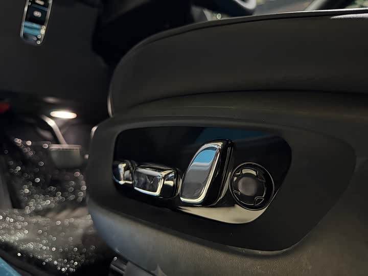 Фото 15 - Rolls-Royce Ghost