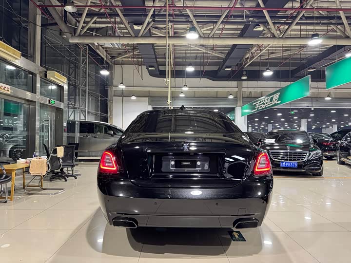 Фото 3 - Rolls-Royce Ghost