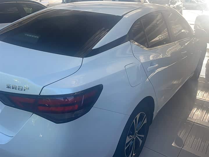 Фото 7 - Nissan Sylphy