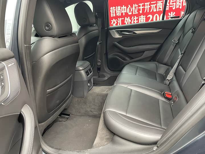 Фото 9 - Cadillac CT5