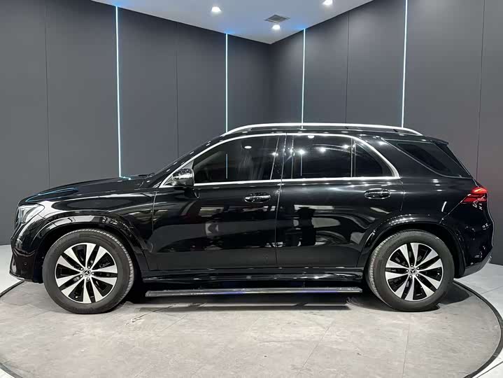 Фото 4 - Mercedes-Benz GLE-Class