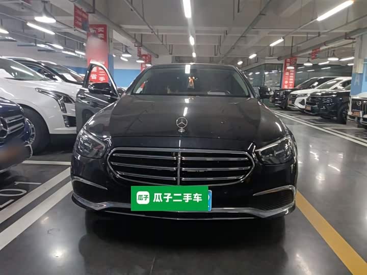 Фото 3 - Mercedes-Benz E-Class