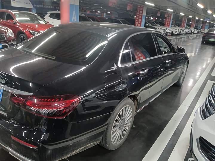 Фото 7 - Mercedes-Benz E-Class