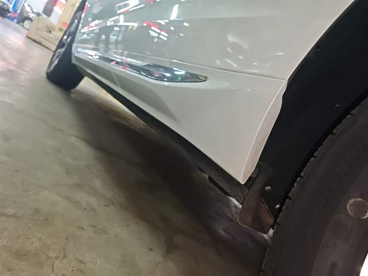 Фото 22 - Volvo XC60