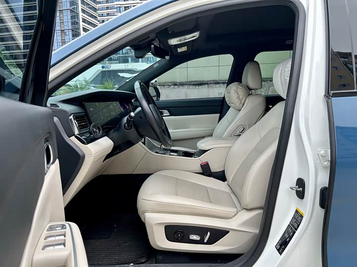 Фото 7 - LiXiang One