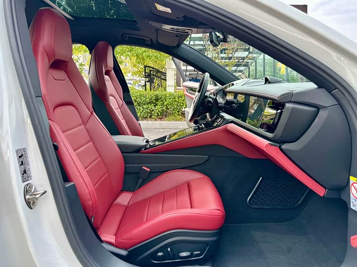 Фото 13 - Porsche Panamera