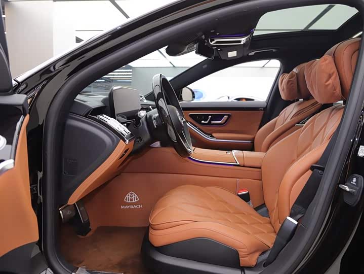 Фото 4 - Mercedes-Benz Maybach S-Class