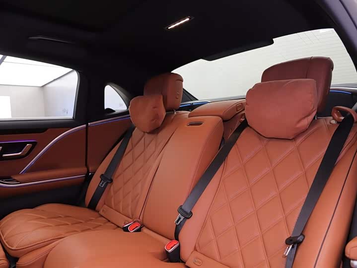 Фото 8 - Mercedes-Benz Maybach S-Class