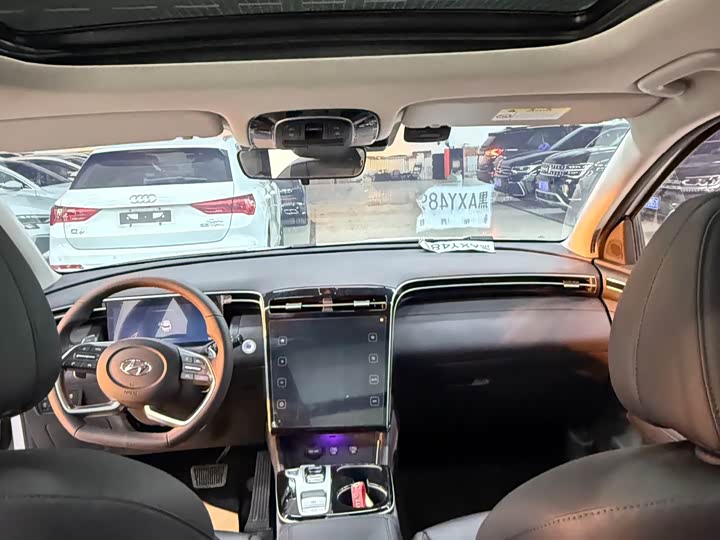 Фото 13 - Hyundai Tucson L