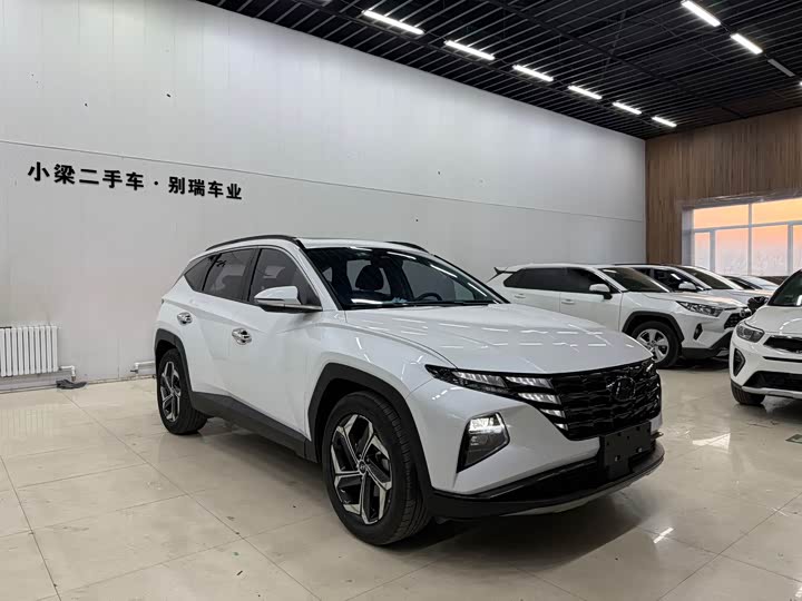 Фото 7 - Hyundai Tucson L