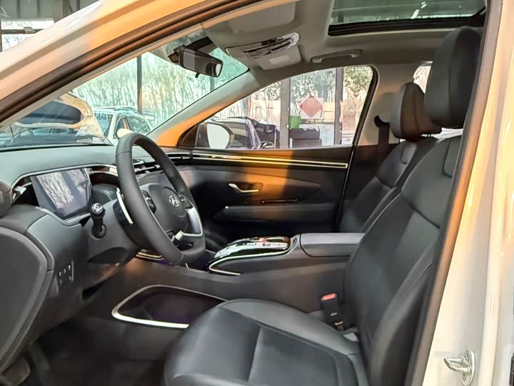 Фото 9 - Hyundai Tucson L