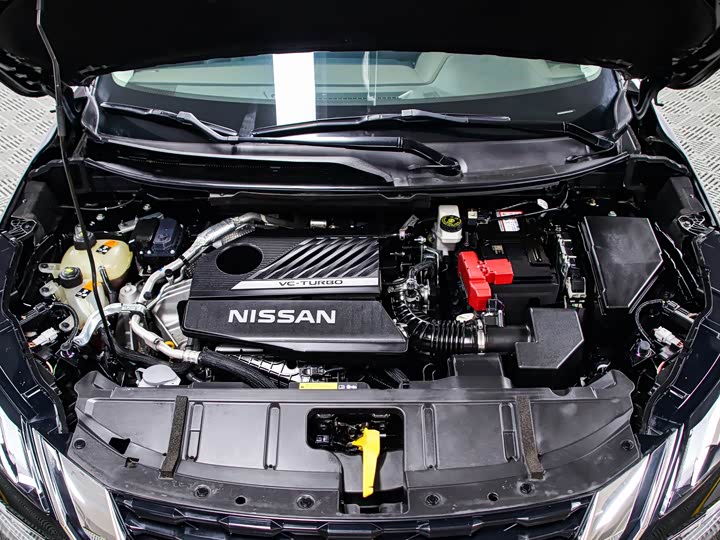 Фото 17 - Nissan X-Trail