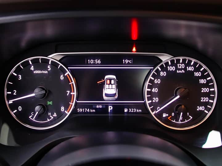 Фото 22 - Nissan X-Trail