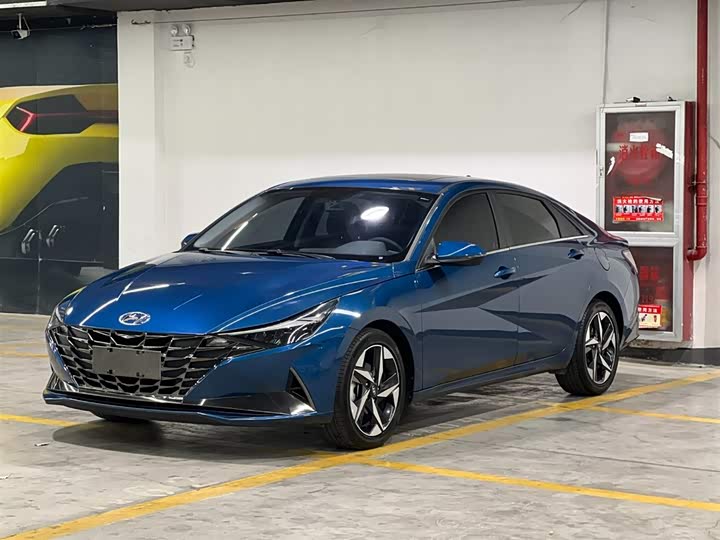 Фото 1 - Hyundai Elantra N line