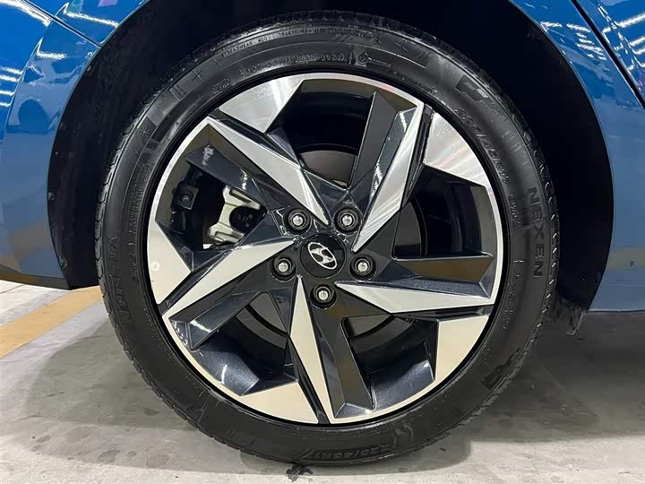 Фото 19 - Hyundai Elantra N line