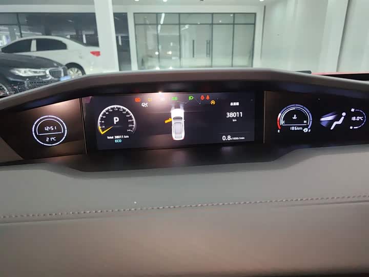 Фото 12 - Changan UNI-V